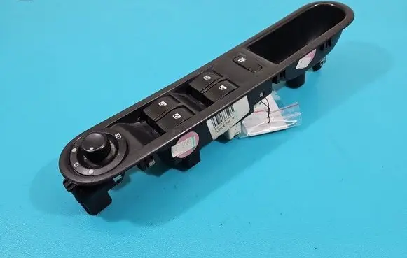 Renault Espace IV Electric window control switch 8200250650 IMPRK1455879