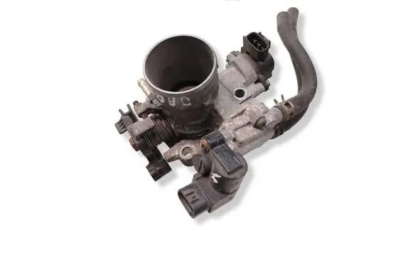 Toyota Yaris Throttle valve 8945220130