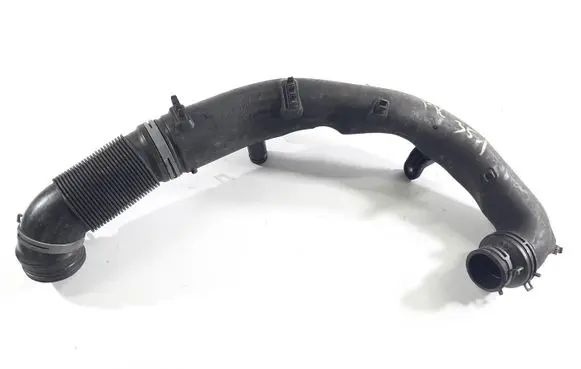 Skoda Octavia Mk2 (1Z) Air intake hose/pipe 1K0129654S