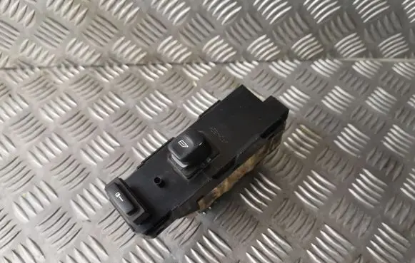 Volvo XC90 Electric window control switch 30739981