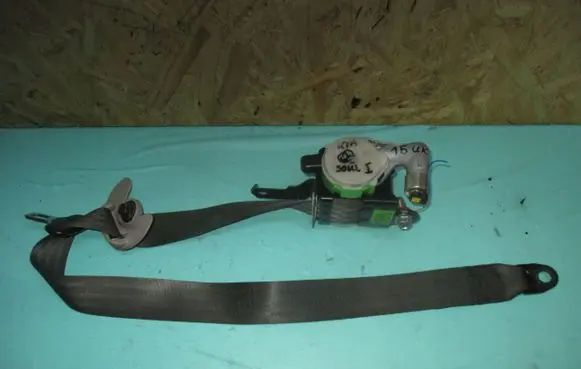 KIA Soul Front seatbelt 2K200