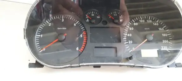 Seat Ibiza II (6k) Speedometer (instrument cluster) 6K0920850C