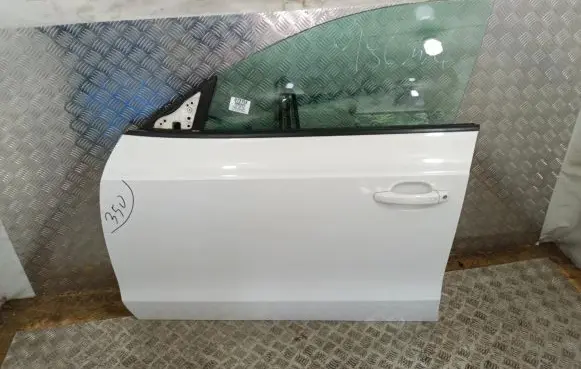 Audi A5 8T 8F Front door