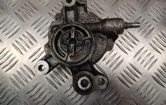 Peugeot 407 Vacuum pump D1651B