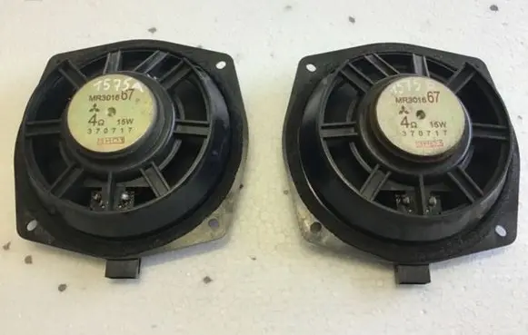 Mitsubishi Outlander Rear door speaker MR301667