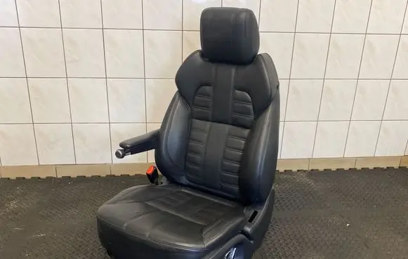Land Rover Range Rover Sport L494 Front driver seat 