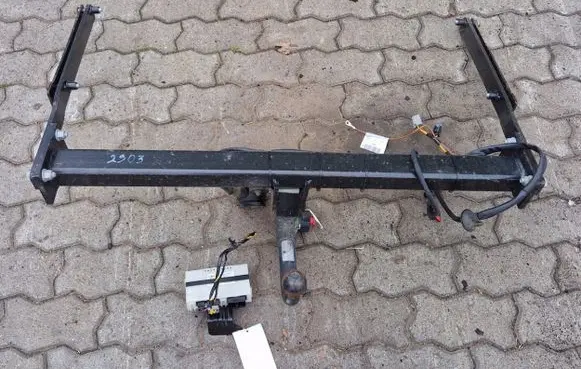Ford Kuga I Detachable towbar AMCV4J19D520AC