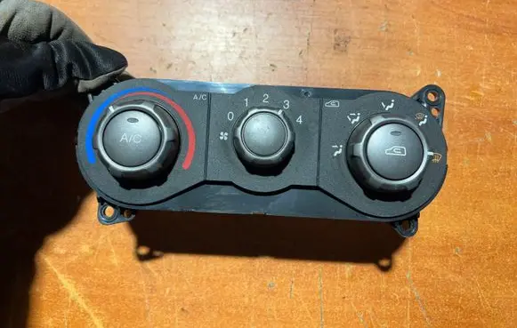 Hyundai Matrix Climate control unit 9725017XXX