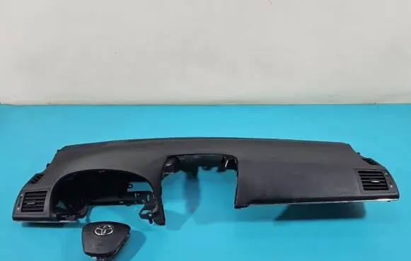 Toyota Avensis T270 Dashboard IMPRK1366482