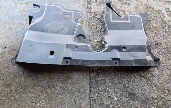 Lexus RX 450H Center/middle under tray cover 5816648050