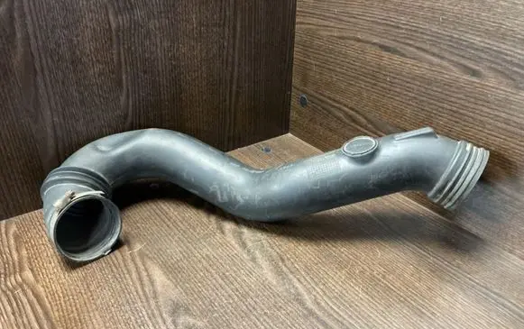 Intake resonator