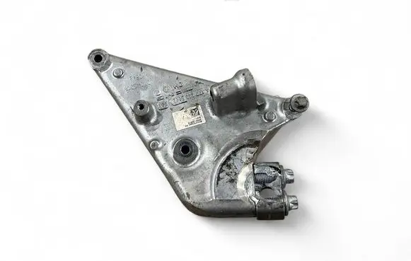 Mercedes-Benz E AMG W213 other engine part A1772235000 103013872