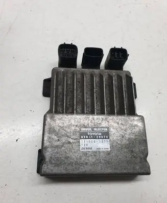Toyota Corolla Verso AR10 Fuel injection control unit/module 8987120070 1310001371