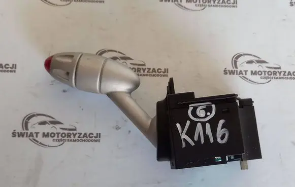Wiper turn signal indicator stalk/switch