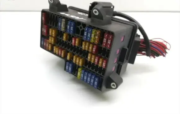 Volkswagen Phaeton Fuse module