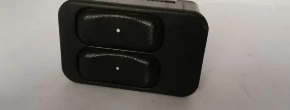 Opel Zafira A Electric window control switch 13363201 90561088