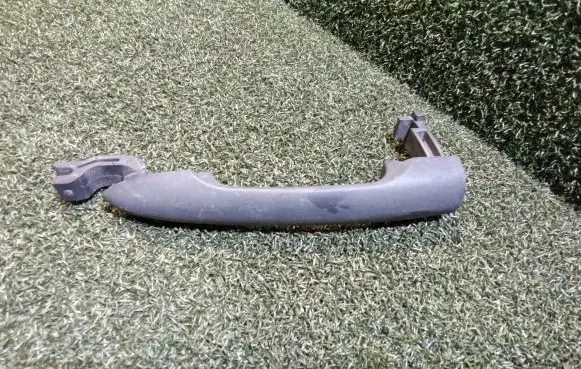 Renault Kangoo II Front door exterior handle 8200497537