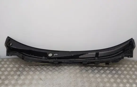 Nissan X-Trail T32 Wiper trim 668624CC0A 668624BE0A