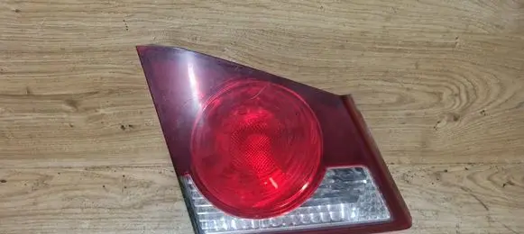 Tailgate rear/tail lights