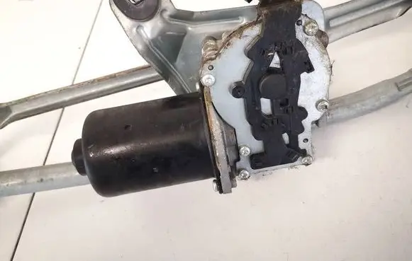 Volvo S60 Wiper motor 8648343 404775