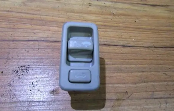 Honda Jazz Sunroof switch m16098