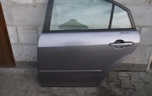 Mazda 6 Rear door
