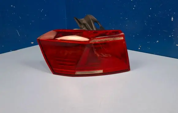 Volkswagen PASSAT B8 Rear/tail lights 3G9945207P 81870141