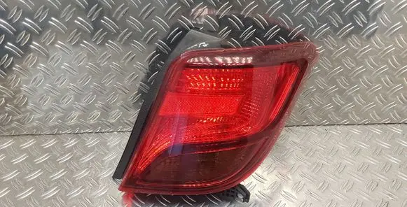 Toyota Yaris Rear/tail lights