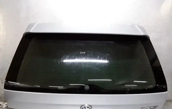 Tailgate/trunk/boot lid