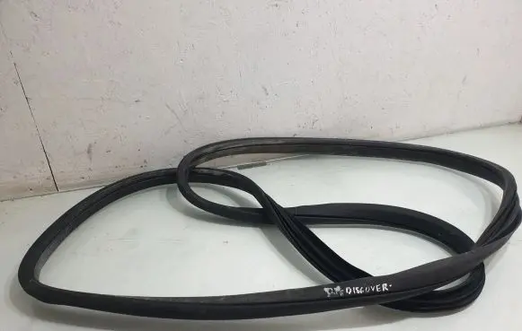 Land Rover Discovery Sport Front door rubber seal