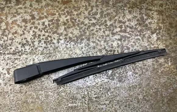 Citroen C4 II Picasso Rear wiper blade arm 3390653999