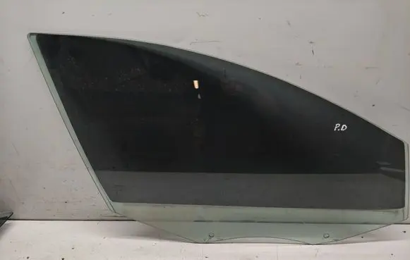 Volvo XC60 Front door window glass four-door