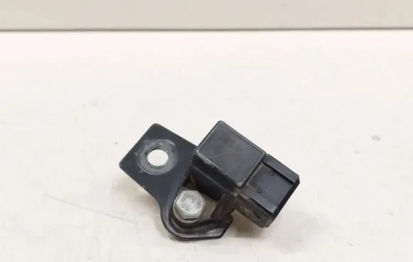 BMW 5 E39 Air pressure sensor 2244674 2R19