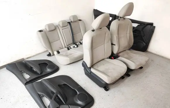 Nissan Qashqai Seat and door cards trim set 