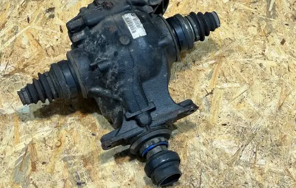 BMW X3 F25 Rear differential 7592013