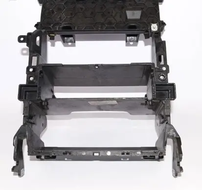 Audi Q7 4L Radio/GPS head unit trim 4L1858005A