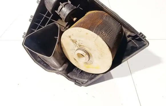 Audi A6 S6 C6 4F Air filter LX10062