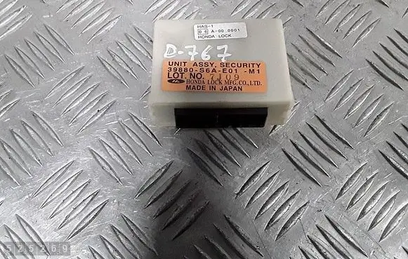 Honda FR-V Door central lock control unit/module 39880S6AE01