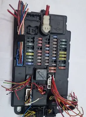 Mini One - Cooper Coupe R56 Fuse module 3453737 61353453737 6135345373701