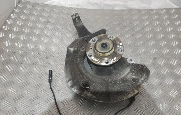 BMW 5 F10 F11 Front wheel hub