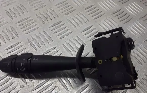 Renault Laguna II Indicator stalk 8200012245