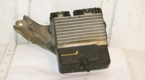 Toyota Avensis T250 Fuel injection control unit/module 8987120040