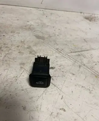 Audi A6 S6 C5 4B Alarm switch 4B0962109A