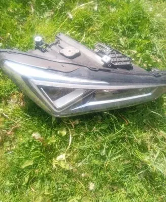Cupra Formentor Headlight/headlamp 5FG941008E
