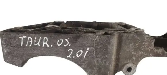 Volkswagen Cross Touran I Engine mounting bracket 06F903143F