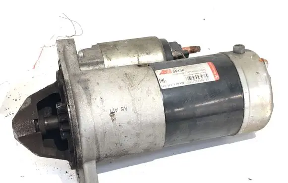 Opel Insignia A Starter motor S5136