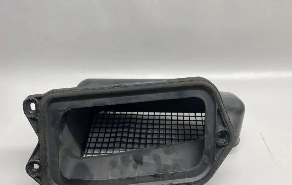 Audi A5 8T 8F Intercooler air guide/duct channel 8K1819904