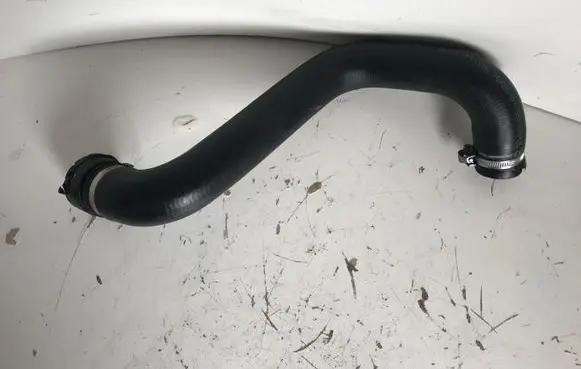 Iveco Daily 6th gen Engine coolant pipe/hose 5801630426