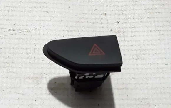 Renault Captur Hazard light switch 252907372R