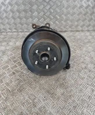 Lexus UX Rear wheel hub